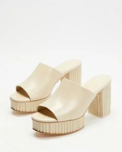Cult Gaia Judith Platforms Off White -Sandals Sales Shop http3A2F2Fstatic.theiconic.com .au2Fp2Fcult gaia 2238 8468331 3