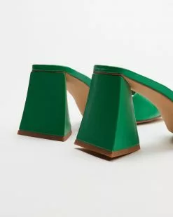 Dazie Kylie Mules Green Smooth -Sandals Sales Shop http3A2F2Fstatic.theiconic.com .au2Fp2Fdazie 0238 6709931 4