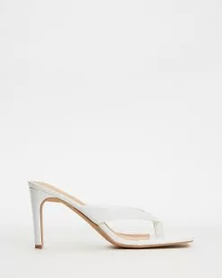 Dazie Vida Thong Heels Off White Smooth