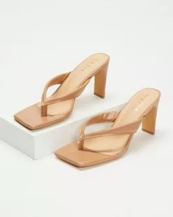 Dazie Vida Thong Heels Camel Smooth -Sandals Sales Shop http3A2F2Fstatic.theiconic.com .au2Fp2Fdazie 1497 5167921 2