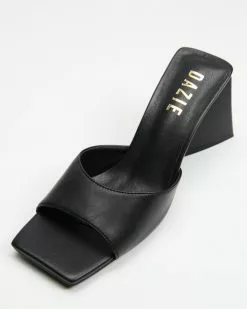 Dazie Kylie Heels Black Smooth -Sandals Sales Shop http3A2F2Fstatic.theiconic.com .au2Fp2Fdazie 1784 4069721 5