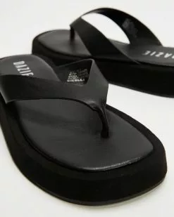 Dazie Phoenix Thongs Black Smooth -Sandals Sales Shop http3A2F2Fstatic.theiconic.com .au2Fp2Fdazie 3013 8790621 4