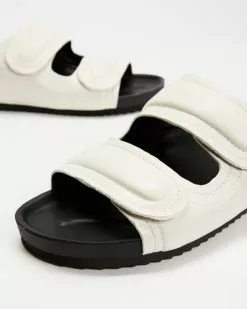 Dazie Rosco Slides White Smooth -Sandals Sales Shop http3A2F2Fstatic.theiconic.com .au2Fp2Fdazie 9292 7624231 4