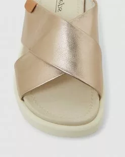 Easy Steps Ferry SOFT GOLD -Sandals Sales Shop http3A2F2Fstatic.theiconic.com .au2Fp2Feasy steps 0621 4244141 5