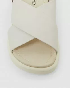 Easy Steps Ferry WHITE GLOVE -Sandals Sales Shop http3A2F2Fstatic.theiconic.com .au2Fp2Feasy steps 0768 5244141 4