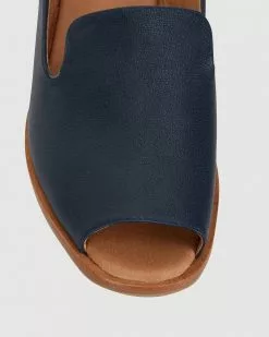 Easy Steps Delaney NAVY GLOVE -Sandals Sales Shop http3A2F2Fstatic.theiconic.com .au2Fp2Feasy steps 2192 926579 7