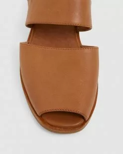 Easy Steps Drew TAN GLOVE -Sandals Sales Shop http3A2F2Fstatic.theiconic.com .au2Fp2Feasy steps 3710 5941731 4