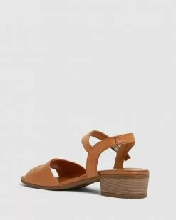 Easy Steps Maisy COGNAC GLOVE -Sandals Sales Shop http3A2F2Fstatic.theiconic.com .au2Fp2Feasy steps 5876 0453041 5