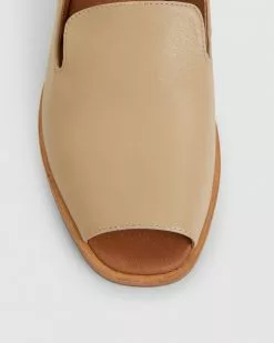 Easy Steps Delaney Neutral Glove -Sandals Sales Shop http3A2F2Fstatic.theiconic.com .au2Fp2Feasy steps 6704 6845121 5