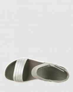 ECCO Flowt Women's Flat Sandals MOON ROCK SILVER/WARM GREY METALLIC -Sandals Sales Shop http3A2F2Fstatic.theiconic.com .au2Fp2Fecco 6470 8696811 6