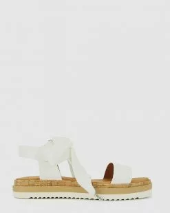 Eos Thoughtful White