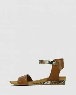 Eos Carri Brandy -Sandals Sales Shop http3A2F2Fstatic.theiconic.com .au2Fp2Feos 2606 0494341 3