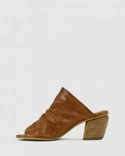 Eos Fallon Brandy -Sandals Sales Shop http3A2F2Fstatic.theiconic.com .au2Fp2Feos 3033 7141811 4