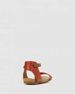 Eos Larni Brick Brandy -Sandals Sales Shop http3A2F2Fstatic.theiconic.com .au2Fp2Feos 5588 2383041 3