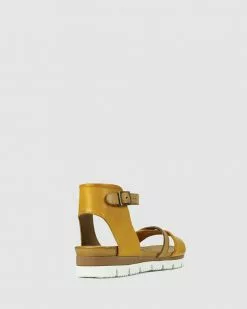 Eos Sode Gold -Sandals Sales Shop http3A2F2Fstatic.theiconic.com .au2Fp2Feos 8392 4566711 3