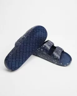 Freedom Moses Slides - Unisex Luca -Sandals Sales Shop http3A2F2Fstatic.theiconic.com .au2Fp2Ffreedom moses 4693 8194411 4