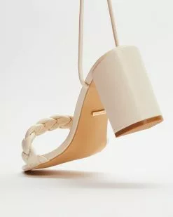 Freelance Shoes Oxford Nude -Sandals Sales Shop http3A2F2Fstatic.theiconic.com .au2Fp2Ffreelance 4351 9613141 4