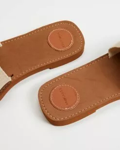 Freelance Shoes Boujee Cream -Sandals Sales Shop http3A2F2Fstatic.theiconic.com .au2Fp2Ffreelance 4366 3513141 4