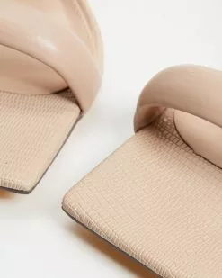 Freelance Shoes Astro Nude -Sandals Sales Shop http3A2F2Fstatic.theiconic.com .au2Fp2Ffreelance 4422 0223141 3