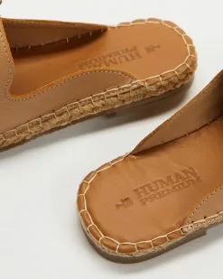 Human Premium Via Natural -Sandals Sales Shop http3A2F2Fstatic.theiconic.com .au2Fp2Fhuman premium 3602 4814431 3