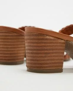 Human Premium Axle Tan -Sandals Sales Shop http3A2F2Fstatic.theiconic.com .au2Fp2Fhuman premium 7006 8165821 3