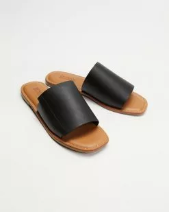Human Premium Oats Slides Black