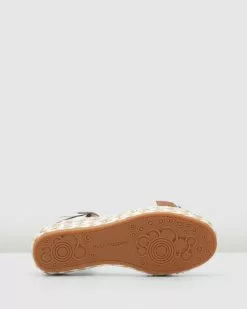 Hush Puppies Basha White -Sandals Sales Shop http3A2F2Fstatic.theiconic.com .au2Fp2Fhush puppies 5678 2648241 6