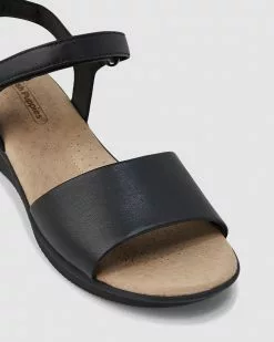 Hush Puppies Nigella Pl Black -Sandals Sales Shop http3A2F2Fstatic.theiconic.com .au2Fp2Fhush puppies 8877 708249 4