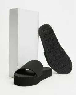 Indosole PLATFORM Slides Black -Sandals Sales Shop http3A2F2Fstatic.theiconic.com .au2Fp2Findosole 6651 0819911 3
