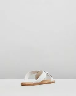 IRIS Footwear Sienna White -Sandals Sales Shop http3A2F2Fstatic.theiconic.com .au2Fp2Firis footwear 8649 054459 3
