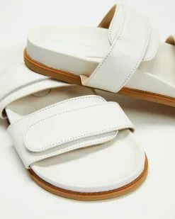 JAMES | SMITH Izano Slides White -Sandals Sales Shop http3A2F2Fstatic.theiconic.com .au2Fp2Fjames smith 6939 4337621 3