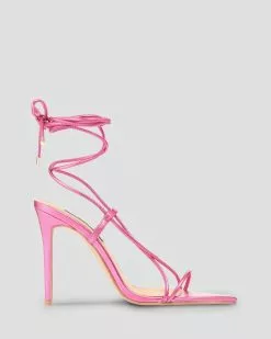 LANA WILKINSON Louise Pink