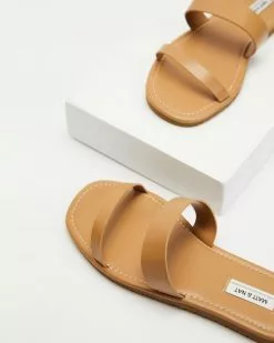 MATT & NAT Pippa Sandals Soy -Sandals Sales Shop http3A2F2Fstatic.theiconic.com .au2Fp2Fmatt nat 1992 7796611 4