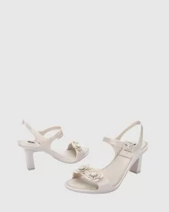 Melissa + VIKTOR & ROLF Lady Emme Blossom Beige -Sandals Sales Shop http3A2F2Fstatic.theiconic.com .au2Fp2Fmelissa 4861 0344341 3