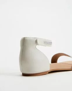 Mia Vita Moira Flat Sandal Pearl White -Sandals Sales Shop http3A2F2Fstatic.theiconic.com .au2Fp2Fmia vita 1239 8721041 3