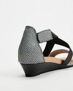 Mia Vita Hydro Wedge Sandal Black & White -Sandals Sales Shop http3A2F2Fstatic.theiconic.com .au2Fp2Fmia vita 1268 2531041 3