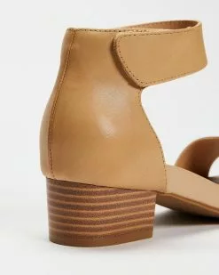 Mia Vita Kim Dress Heels Beige -Sandals Sales Shop http3A2F2Fstatic.theiconic.com .au2Fp2Fmia vita 2050 8979931 3