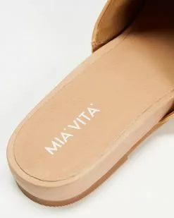 Mia Vita Maple Flat Sandals Almond -Sandals Sales Shop http3A2F2Fstatic.theiconic.com .au2Fp2Fmia vita 2099 2389931 3