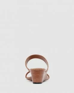 Nine West Linna DARK CARAMEL -Sandals Sales Shop http3A2F2Fstatic.theiconic.com .au2Fp2Fnine west 6744 4132731 4