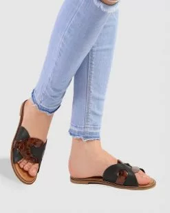 S by Sempre Di Dona Flat Sandals Black/brown -Sandals Sales Shop http3A2F2Fstatic.theiconic.com .au2Fp2Fs by sempre di 3244 3085341 5