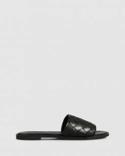 S by Sempre Di Shyla Flat Sandals Black