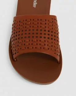 Sandler Grid LIGHT TAN SMOOTH -Sandals Sales Shop http3A2F2Fstatic.theiconic.com .au2Fp2Fsandler 0708 3874931 4