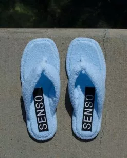 Senso Izzy Sky -Sandals Sales Shop http3A2F2Fstatic.theiconic.com .au2Fp2Fsenso 3770 0413631 4