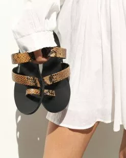 Senso Clyde III Turmeric -Sandals Sales Shop http3A2F2Fstatic.theiconic.com .au2Fp2Fsenso 5210 5861611 5