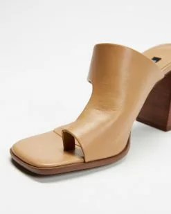 Senso Vivienne Butterscotch -Sandals Sales Shop http3A2F2Fstatic.theiconic.com .au2Fp2Fsenso 7475 5983611 5