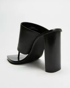 Senso Yarrah Ebony -Sandals Sales Shop http3A2F2Fstatic.theiconic.com .au2Fp2Fsenso 7579 4253611 4