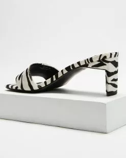 Senso Maisy III Safari -Sandals Sales Shop http3A2F2Fstatic.theiconic.com .au2Fp2Fsenso 8021 4325331 4