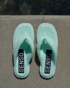 Senso Izzy Mint -Sandals Sales Shop http3A2F2Fstatic.theiconic.com .au2Fp2Fsenso 8707 4413631 4