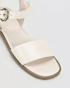 Siren Connor Cream Kid Leather -Sandals Sales Shop http3A2F2Fstatic.theiconic.com .au2Fp2Fsiren 7181 9816641 4