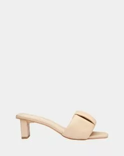 Sol Sana Desiree Mule Nude